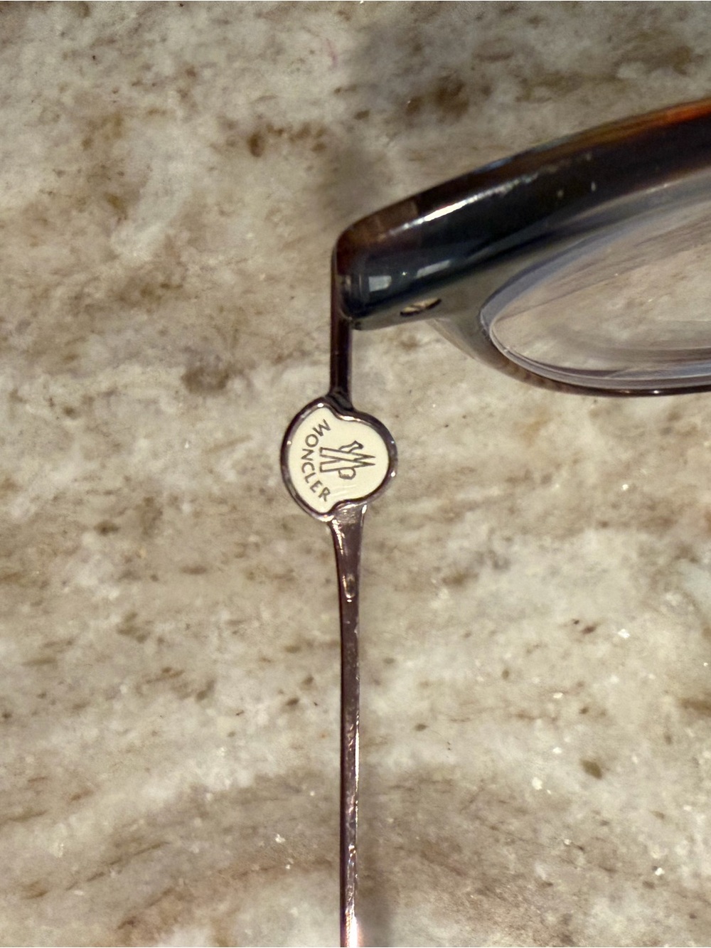 Moncler Tortoiseshell Cat-Eye Glasses Frame, model 5018 092 - Picture 6 of 9